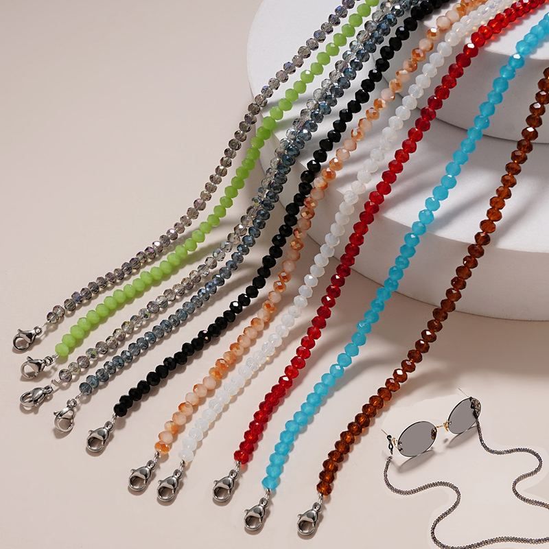 سلسلة نظارات كريستال للنساء أن - مراجعة Mask Chain Holder وسعره