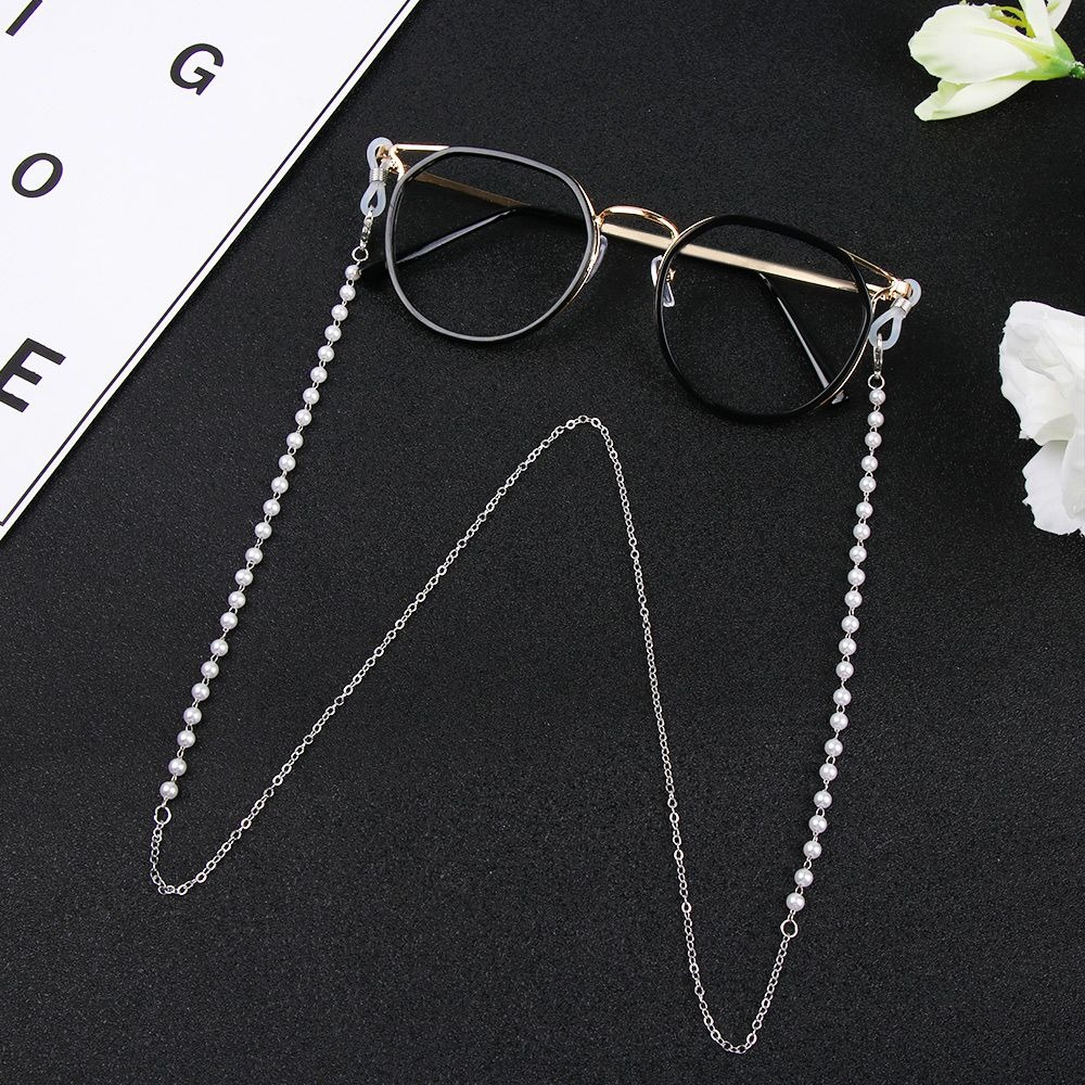 حامل نظارات أنيق مزين بالخرز ع - مراجعة Mask Chain Holder وسعره